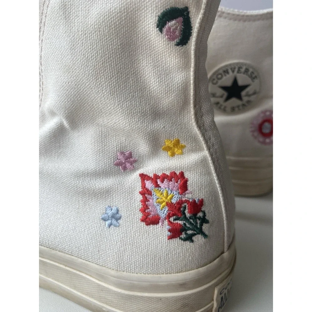Converse Chuck Taylor All Star Lift Platform Sz 7.5 Embroidered Floral Ltd Ed